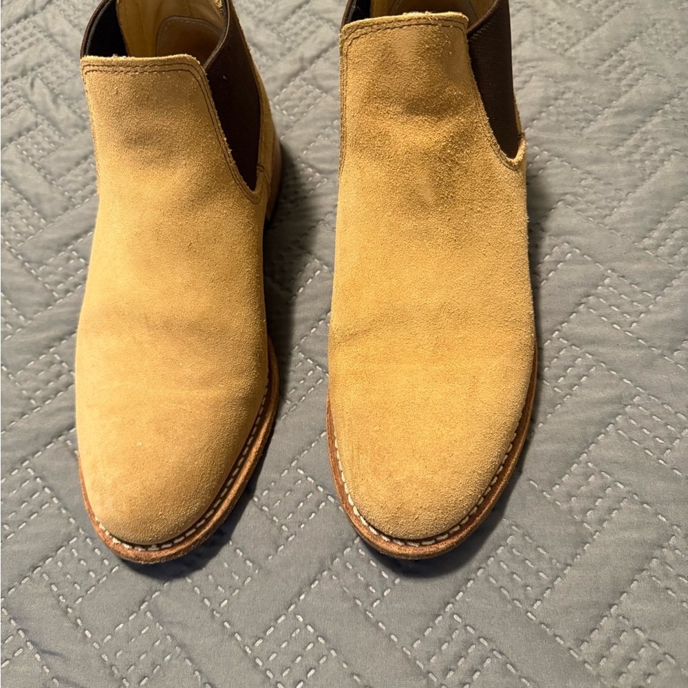 Women’s Red Wing Tan Suede Chelsea Boots